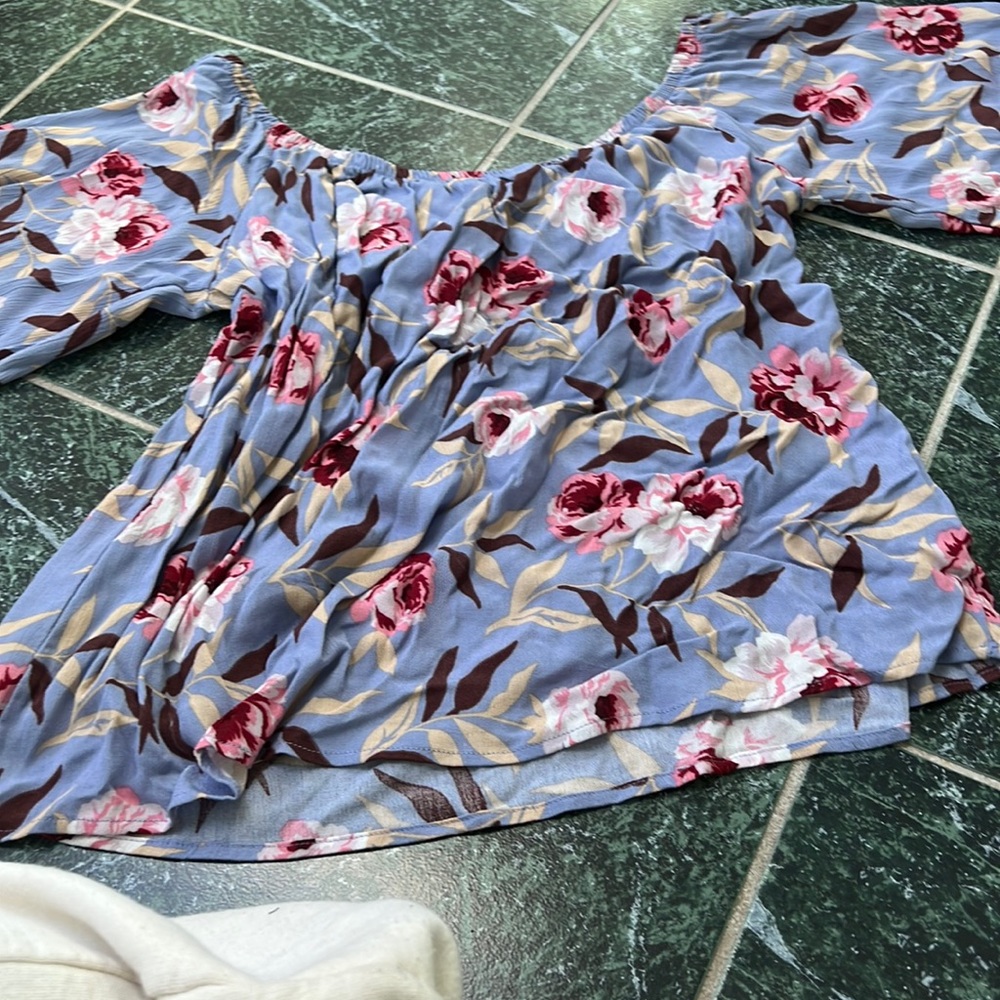 floral top